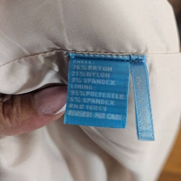 J. Mclaughlin Ivory Skirt Sz 8 High Rise Elasticized Button Pencil - Picture 6 of 6